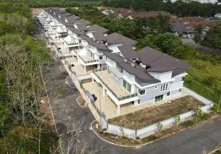 18 Units Semi-D Residential